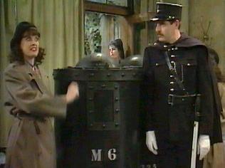  The  'ALLO 'ALLO!  Gallery on YCDTOTV.de    Path: www.YCDTOTV.de/allo_img/d1_575.jpg 